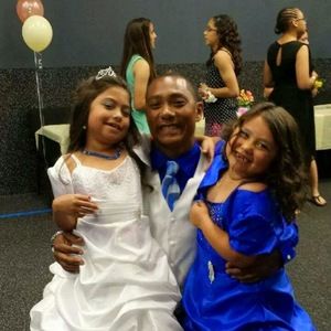 Meet your Posher, Dena